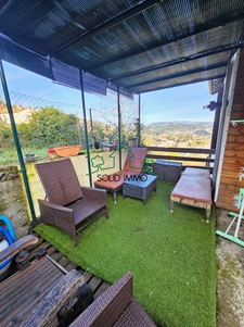 Maison entièrement rénovée avec trois appartements 