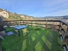 Maison entièrement rénovée avec trois appartements 