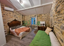 Bâtisse en Pierre   Gîte & Restaurant à Chandolas