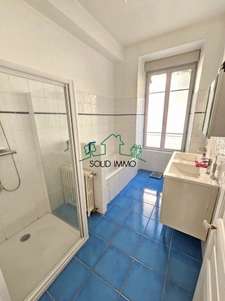 Immeuble remarquable à Vals les Bains