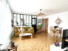 Appartement T4 avec balcon au centre ville de Romainville