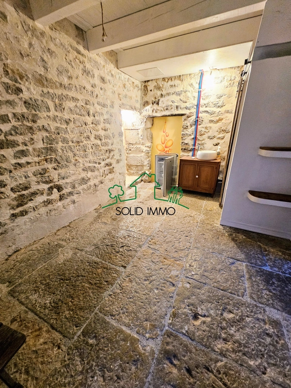Bâtisse en Pierre   Gîte & Restaurant à Chandolas