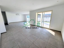 Maison neuve avec double garage