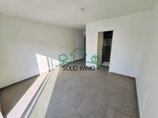 Maison neuve avec double garage