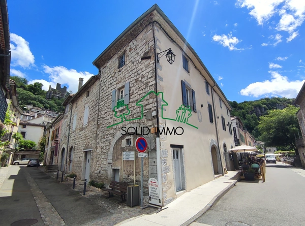 Maison dans l'un des 100 plus beaux villages de France
