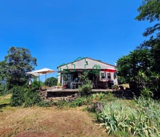 Belle villa avec vue panoramique sur les montagnes   Vinezac
