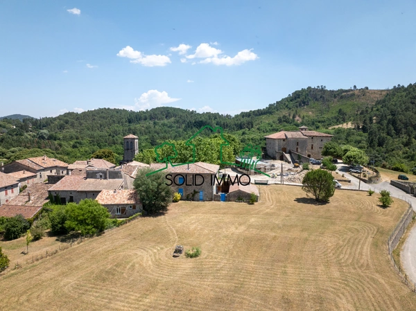 Maison de caractère en pierre 