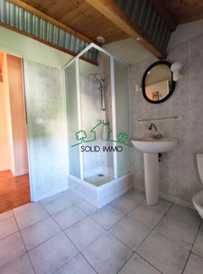 Maison de village avec deux habitations et jardins à Saint G