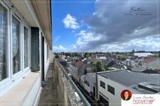 Quartier Hauts-Pavés, St Pasquier, 3 pièces avec cave et box