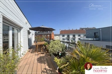 Procé, t4 dernier étage, terrasse de 30 m2 3 chambres et sta