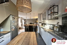 Maison familiale de 120 m2 avec 4 chambres, jardin et garage