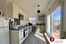 Procé, t4 dernier étage, terrasse de 30 m2 3 chambres et sta