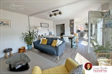 Procé, t4 dernier étage, terrasse de 30 m2 3 chambres et sta