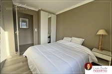 Rond-point de Rennes, T4 lumineux en dernier étage, grand bo