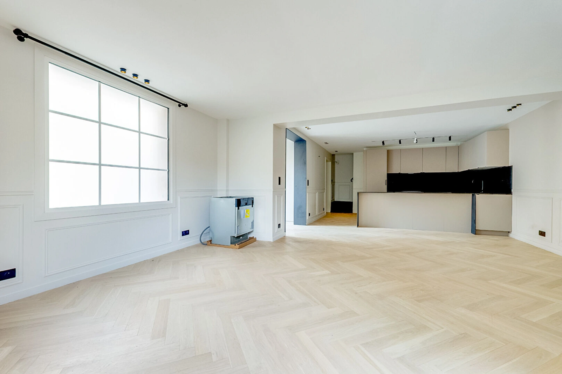 CHARENTON ECOLE-  MAISON AVEC JARDIN 1