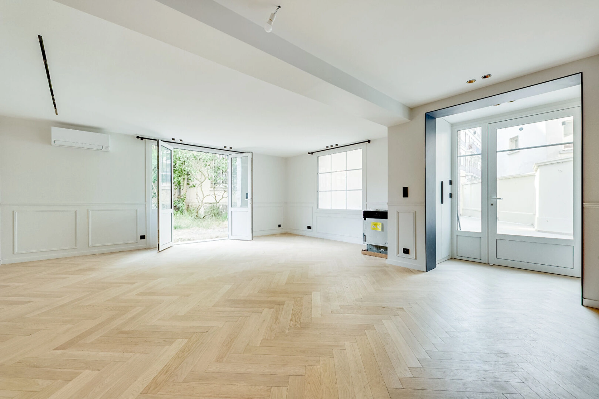 CHARENTON ECOLE-  MAISON AVEC JARDIN 2