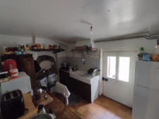 MAISON DE VILLAGE A RENOVER