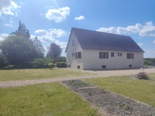 Maison familiale avec double espace de vie