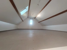 Propriété de caractère avec dépendances, piscine et maison r