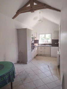 Propriété de caractère avec dépendances, piscine et maison r