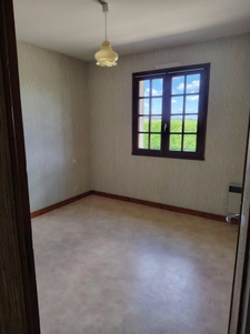 Maison familiale avec double espace de vie