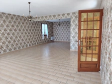 Maison familiale avec double espace de vie