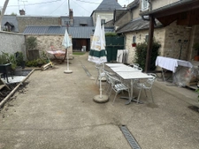 Murs de restaurant et 3 appartements T3