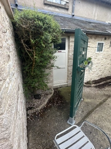 Murs de restaurant et 3 appartements T3