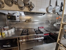 Murs de restaurant et 3 appartements T3