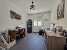 2ch sur sous sol jardin, coeur de montfort le gesnois