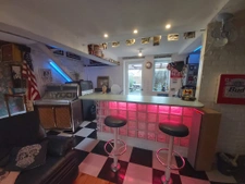 Atypique, rare, 1ch, jardin, préau voitures