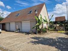 fermette 5ch, 4 garages, grand terrain