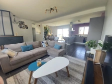 maison récente 4 chambres + 1 bureau, grd terrain