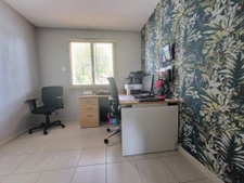 plain pied, 3chambres, village, garage jardin