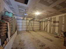 plain pied très récent double garage emplacement idéal