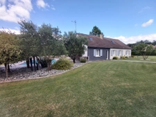  6CH, grand terrain, piscine, garages