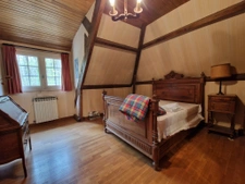 propriété au coeur de la forêt