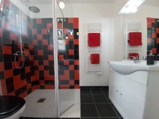  6CH, grand terrain, piscine, garages