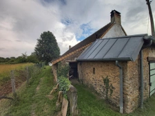 fermette avec travaux et 7000m2 terrain