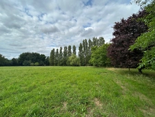 Terrain de Loisirs en bord de rivière
