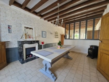 superbe maison de village avec grand jardin, dépendance et g