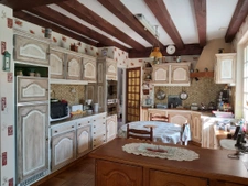 maison artisanale de 170m2 et 6132m2 de terrain, garages