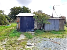 BAISSE DE PRIX BATISSE A RENOVER hameau COUFFE