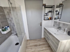 Maison bourg MESANGER 2ch 1suite parentale