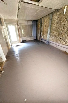 Maison à rénover + grange POUILLE LES COTEAUX