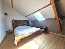 Corps de ferme rénové   Le charme de la pierre en pleine cam