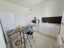 LOCATION MAISON 2 CHAMBRES TEILLE BOURG