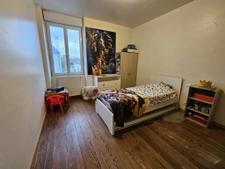 Maison de ville familiale - bourg Mésanger