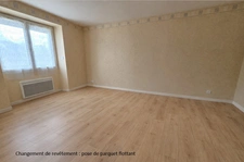 Fort potentiel MAISON+GRANGE+TERRAIN POUILLE LES COTEAUX