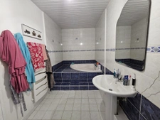 BAISSE DE PRIX Maison de ville 4 chambres RIAILLE